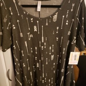 LuLaRoe L Perfect T